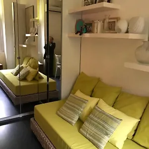 1 Personne Avec Terrasse Centre 3 Nuits Min , Femme Uniquement Séjour chez l'habitant