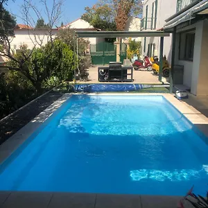 Avec Piscine Séjour chez l'habitant
