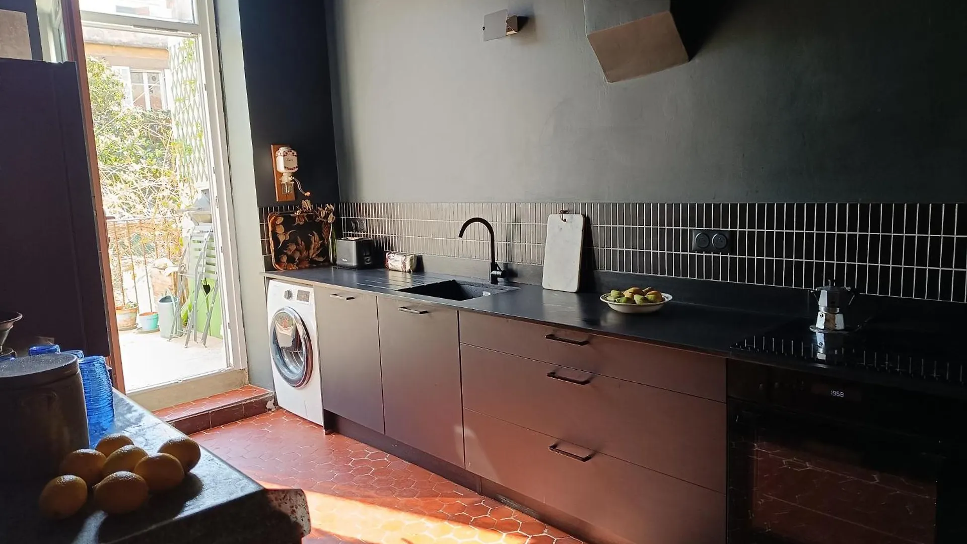 Chambre D'Hotes 2 Pers - Maison Avec Jardin Et Terrasse Pres De La Friche De La Belle De Mai Marseille